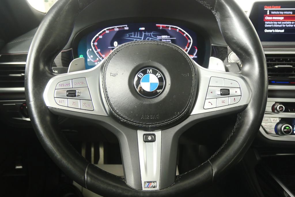Used 2022 BMW 740i xDrive w/ M Sport Package image 22