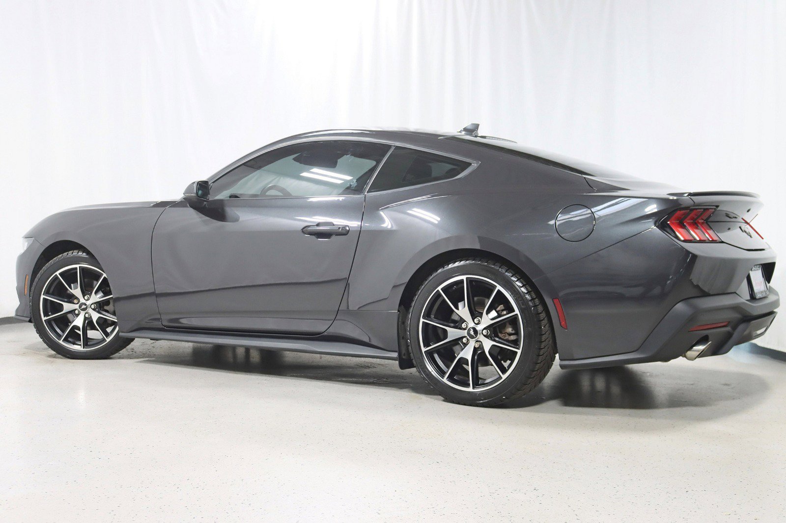 Used 2024 Ford Mustang Premium RWD image 9