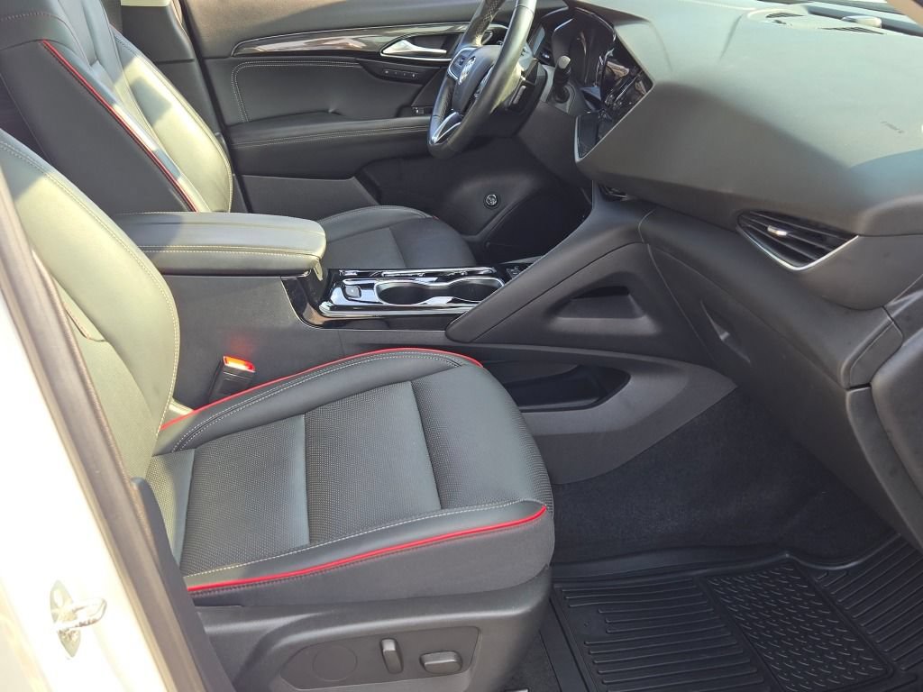 Used 2023 Buick Envision Essence w/ Sport Touring Package AWD/4WD image 6