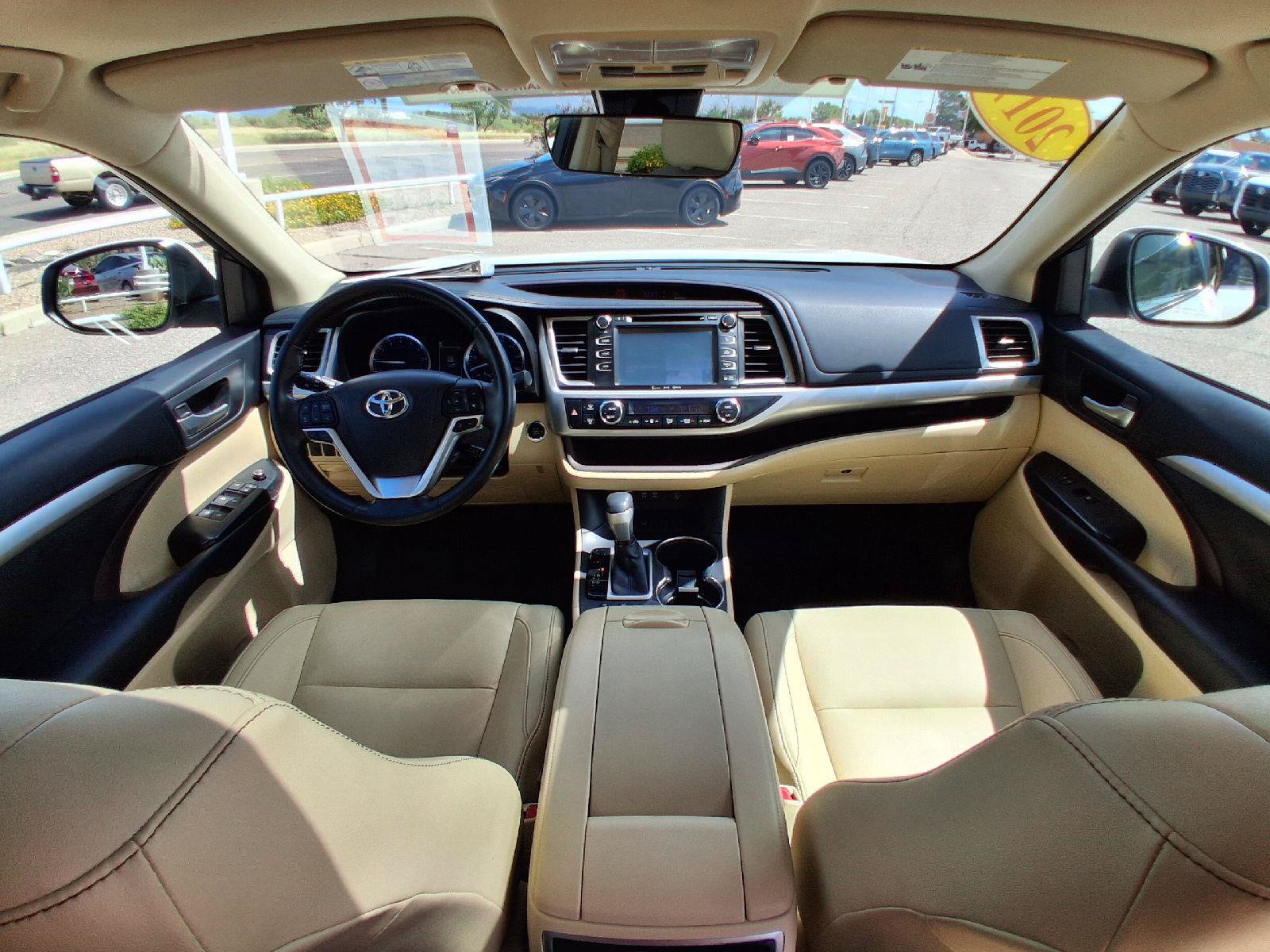 Certified 2017 Toyota Highlander XLE FWD image 28
