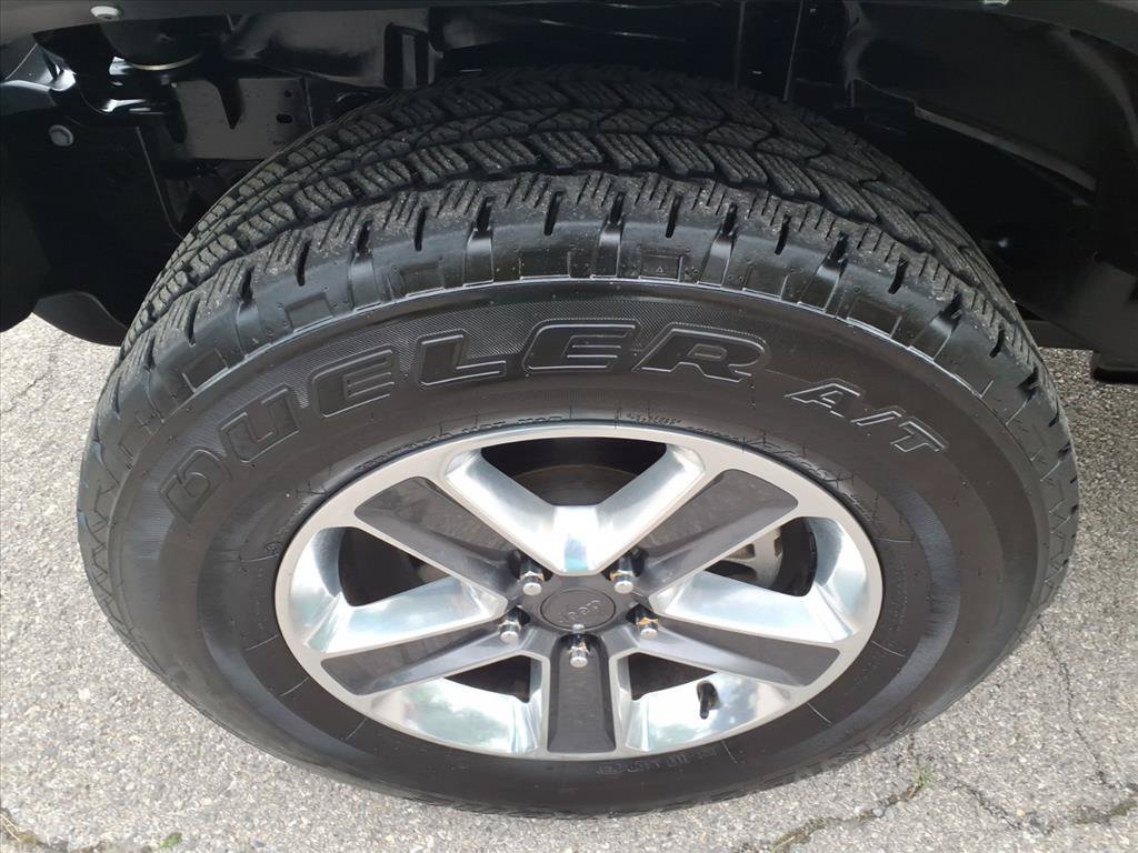 Used 2022 Jeep Wrangler Sport AWD/4WD image 10