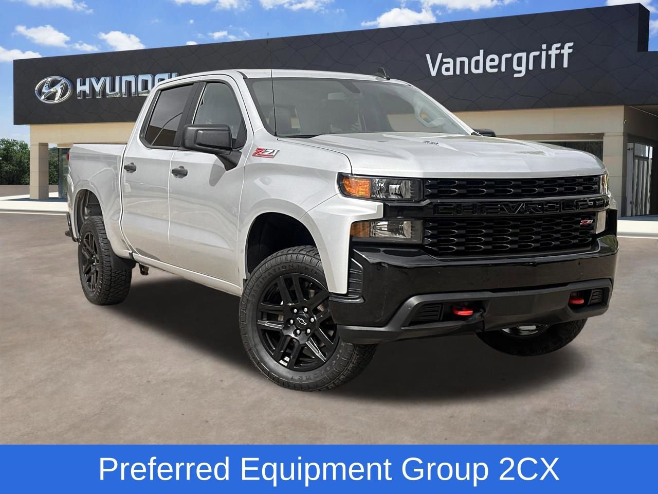 Used 2022 Chevrolet Silverado 1500 Custom Trail Boss AWD/4WD image 1