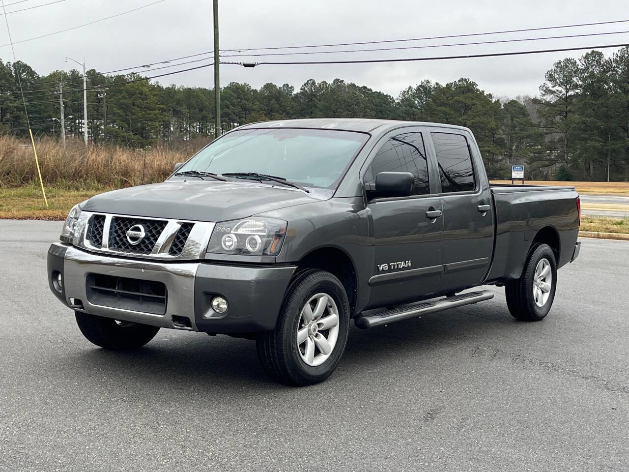 Used 2008 Nissan Titan XE image 2