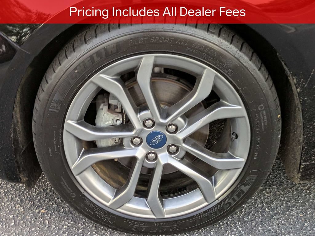 Used 2019 Ford Fusion Titanium FWD image 12