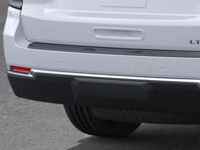 New 2026 Chevrolet Suburban LT image 14