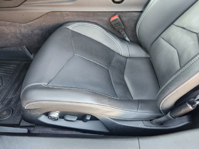 Used 2025 Chevrolet Corvette Stingray Preferred Cpe w/ Z51 Performance Package RWD image 27