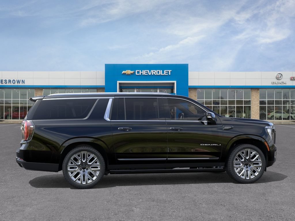 New 2026 GMC Yukon XL Denali Ultimate w/ LPO, Floor Liner Package AWD/4WD image 5