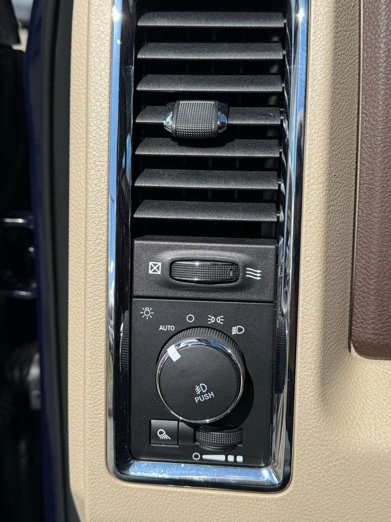 Used 2018 RAM 2500 Laramie w/ Snow Chief Group image 19