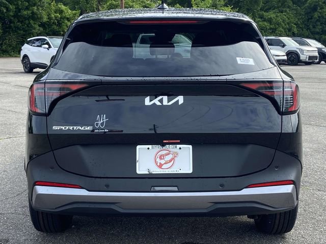 New 2026 Kia Sportage LX FWD image 3