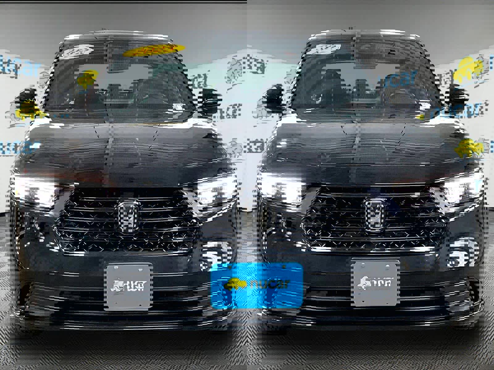 Used 2023 Honda Accord Sport image 2