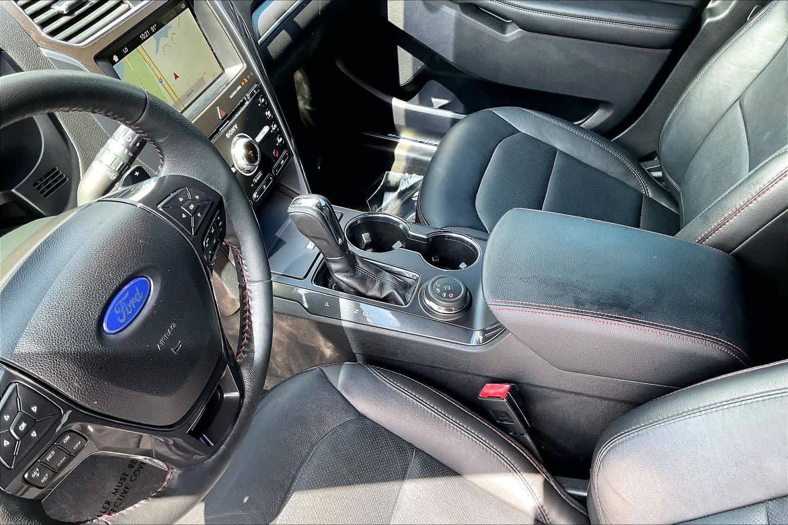 Used 2018 Ford Explorer Sport AWD/4WD image 17