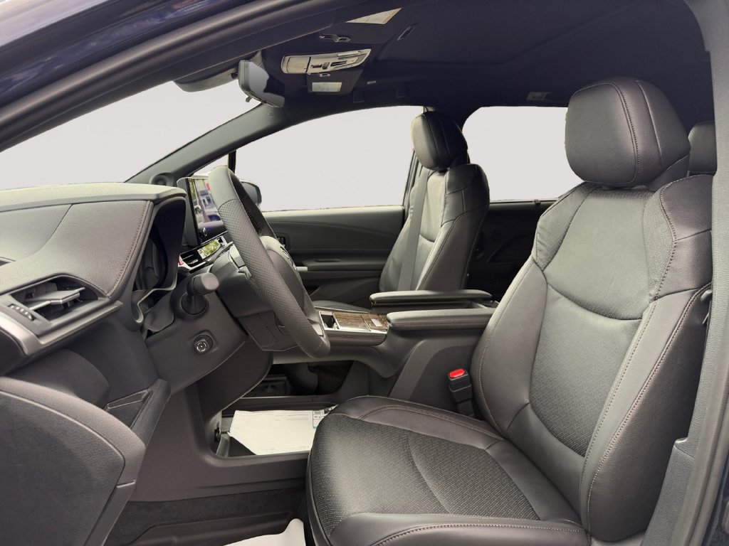 New 2026 Toyota Sienna Limited AWD/4WD image 9