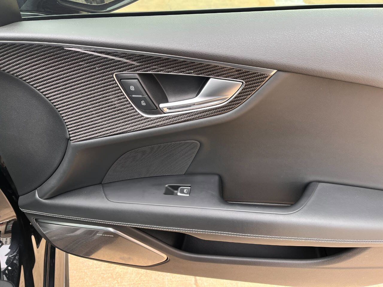 Used 2014 Audi RS 7 Prestige w/ Carbon-Optic Package image 21