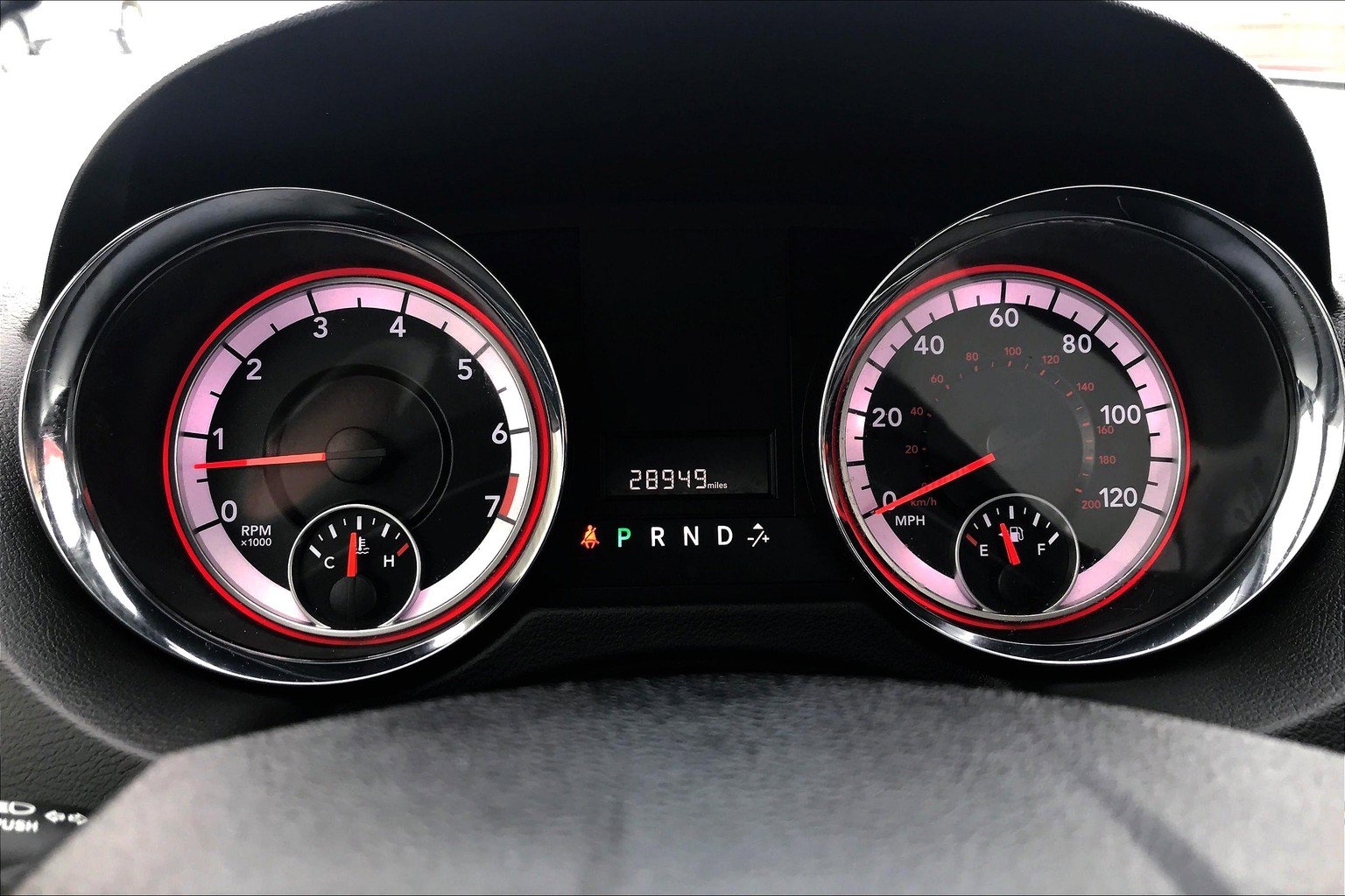 Used 2018 Dodge Grand Caravan SE FWD image 19