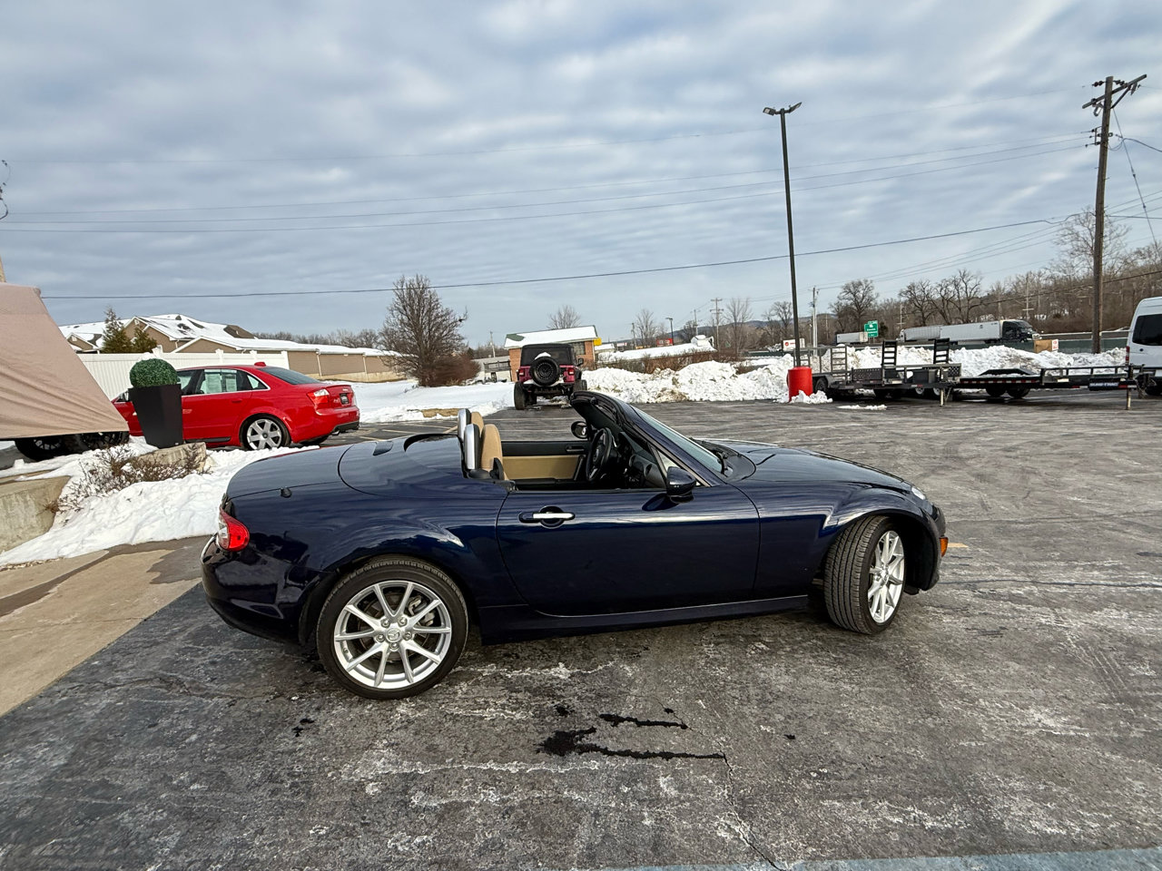 Used 2012 MAZDA MX-5 Miata Grand Touring image 17
