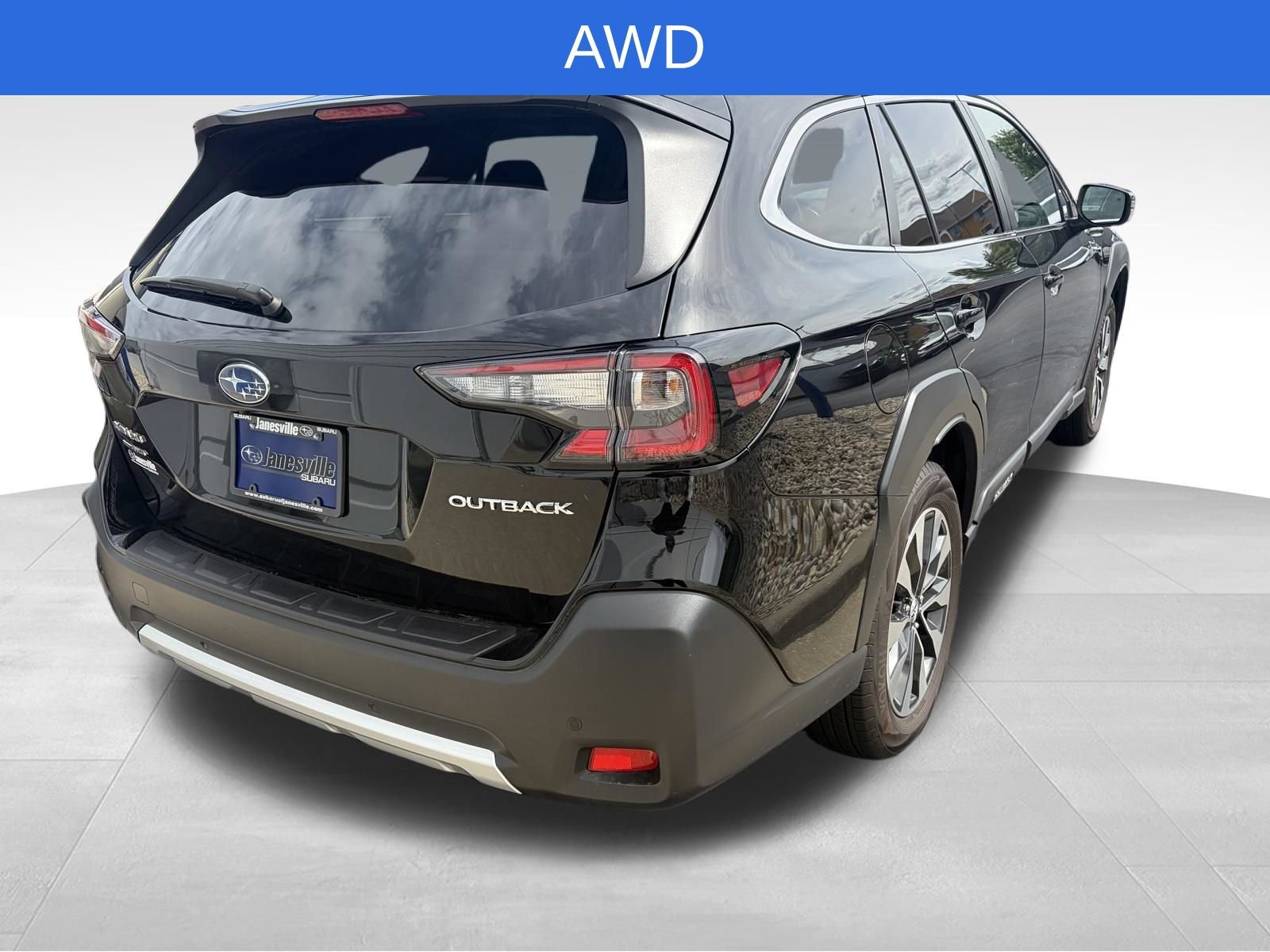 Used 2025 Subaru Outback Limited AWD/4WD image 3