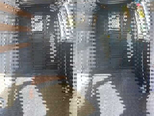 Used 2018 Chevrolet Express 2500 w/ Driver Convenience Package image 8