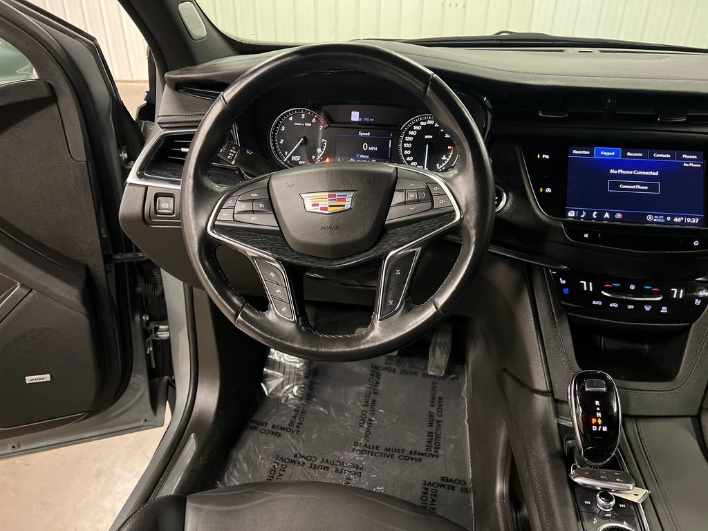 Certified 2023 Cadillac XT5 Premium Luxury w/ LPO, Floor Liner Package AWD/4WD image 17