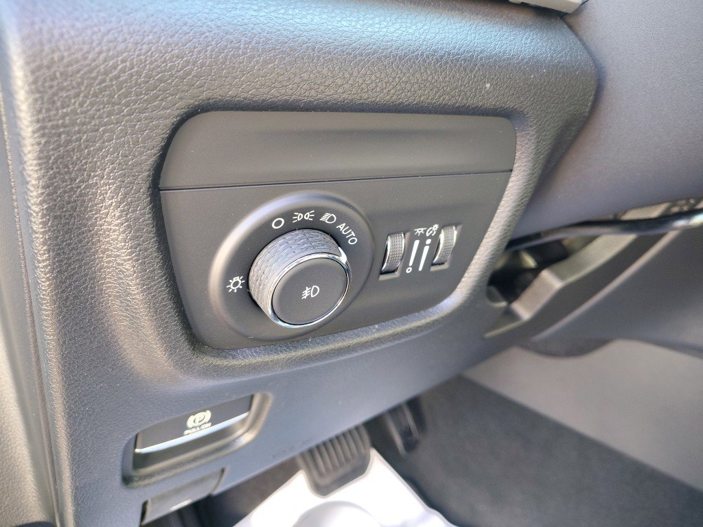 New 2025 Jeep Grand Cherokee Limited AWD/4WD image 15