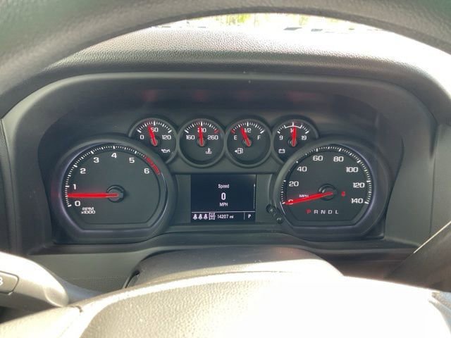 Used 2025 Chevrolet Silverado 2500 Custom w/ Custom Value Package image 32