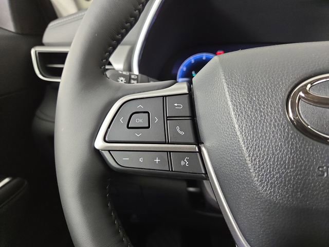 Used 2025 Toyota Highlander Platinum image 23