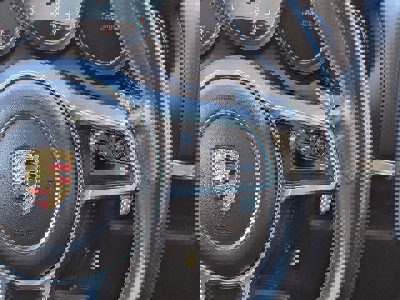 Used 2017 Porsche Cayenne S w/ Premium Package AWD/4WD image 18