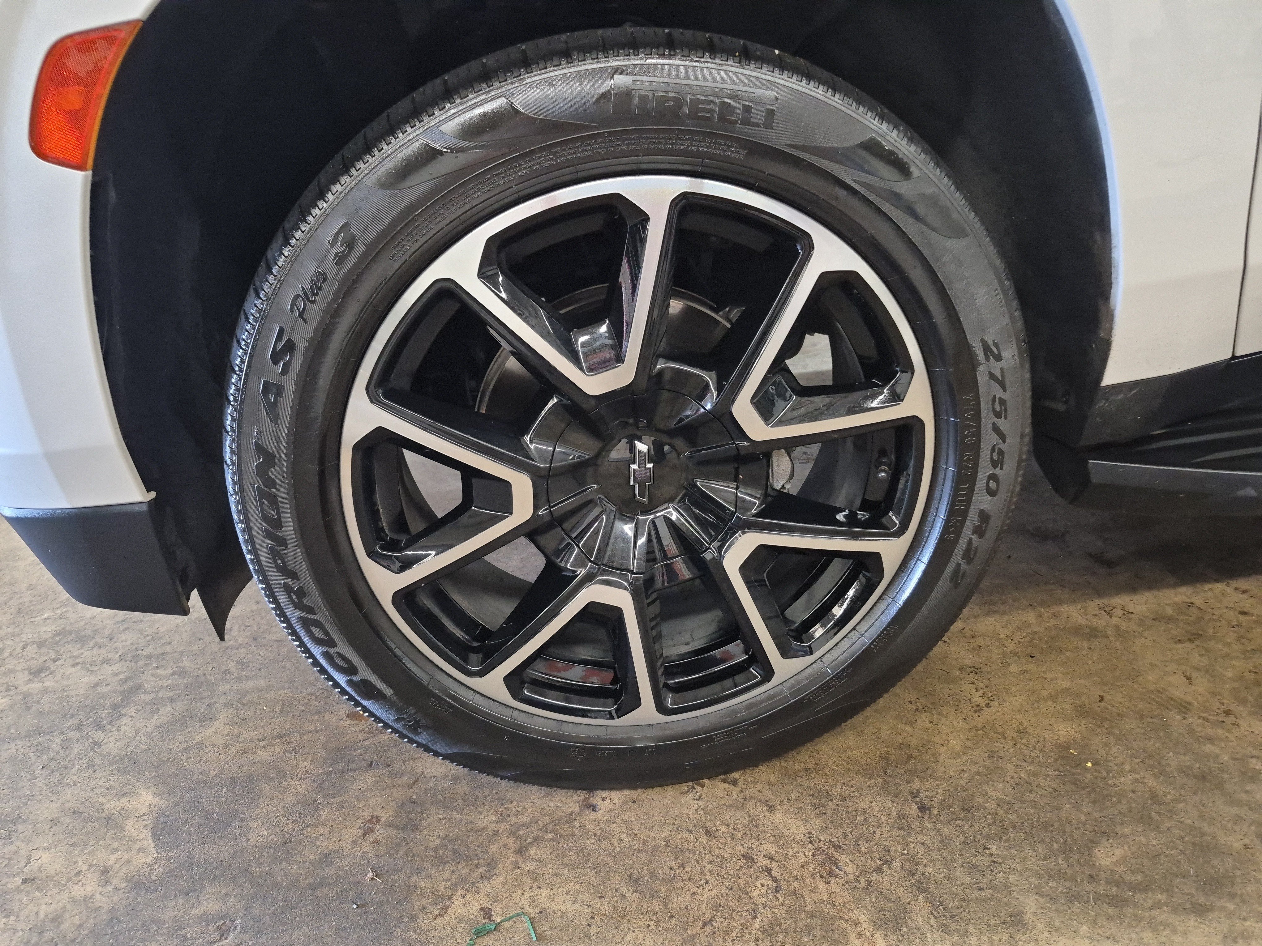 Used 2022 Chevrolet Tahoe RST w/ Sport Performance Package RWD image 8