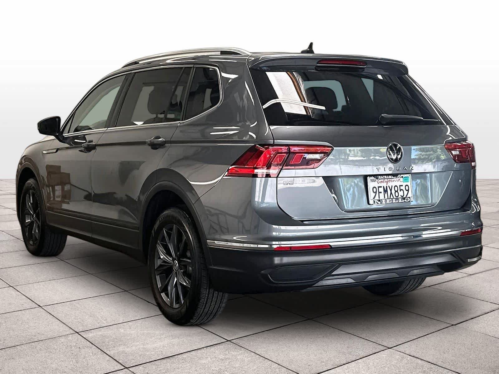 Used 2023 Volkswagen Tiguan SE FWD image 7
