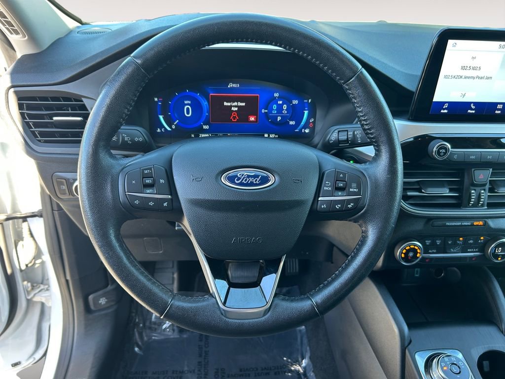 Used 2020 Ford Escape SE Sport image 15