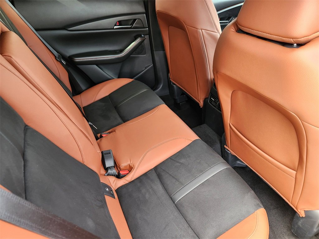 New 2025 MAZDA CX-30 Carbon image 20