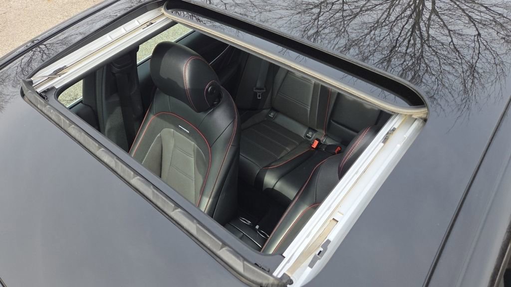 Used 2021 Mercedes-Benz E 53 AMG 4MATIC Sedan image 3