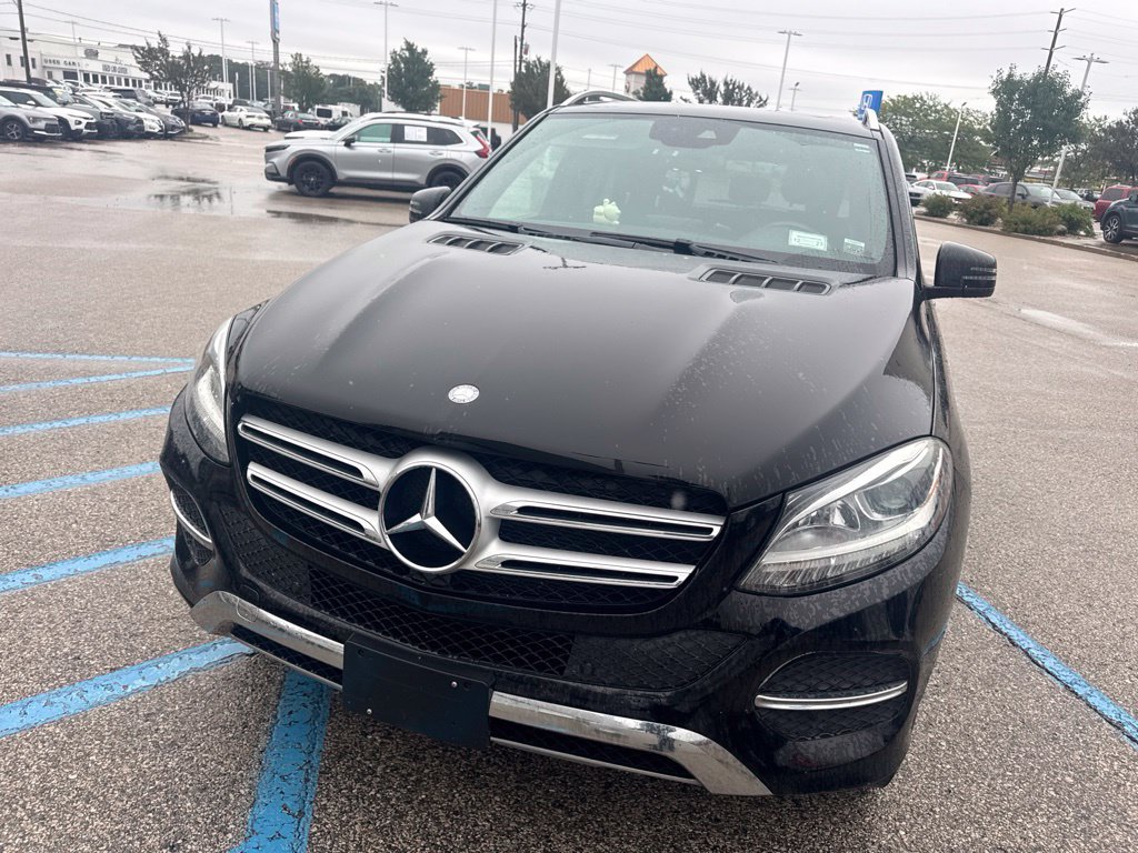 Used 2016 Mercedes-Benz GLE 350 4MATIC image 2