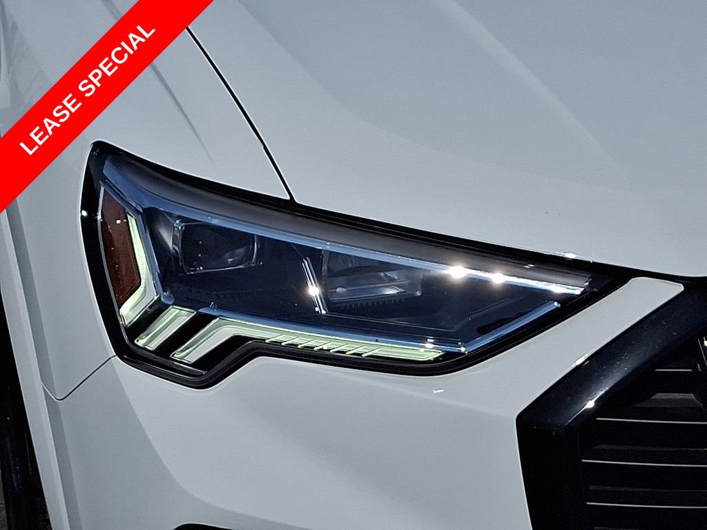 Certified 2025 Audi Q3 2.0T Premium Plus w/ Premium Plus Package image 16