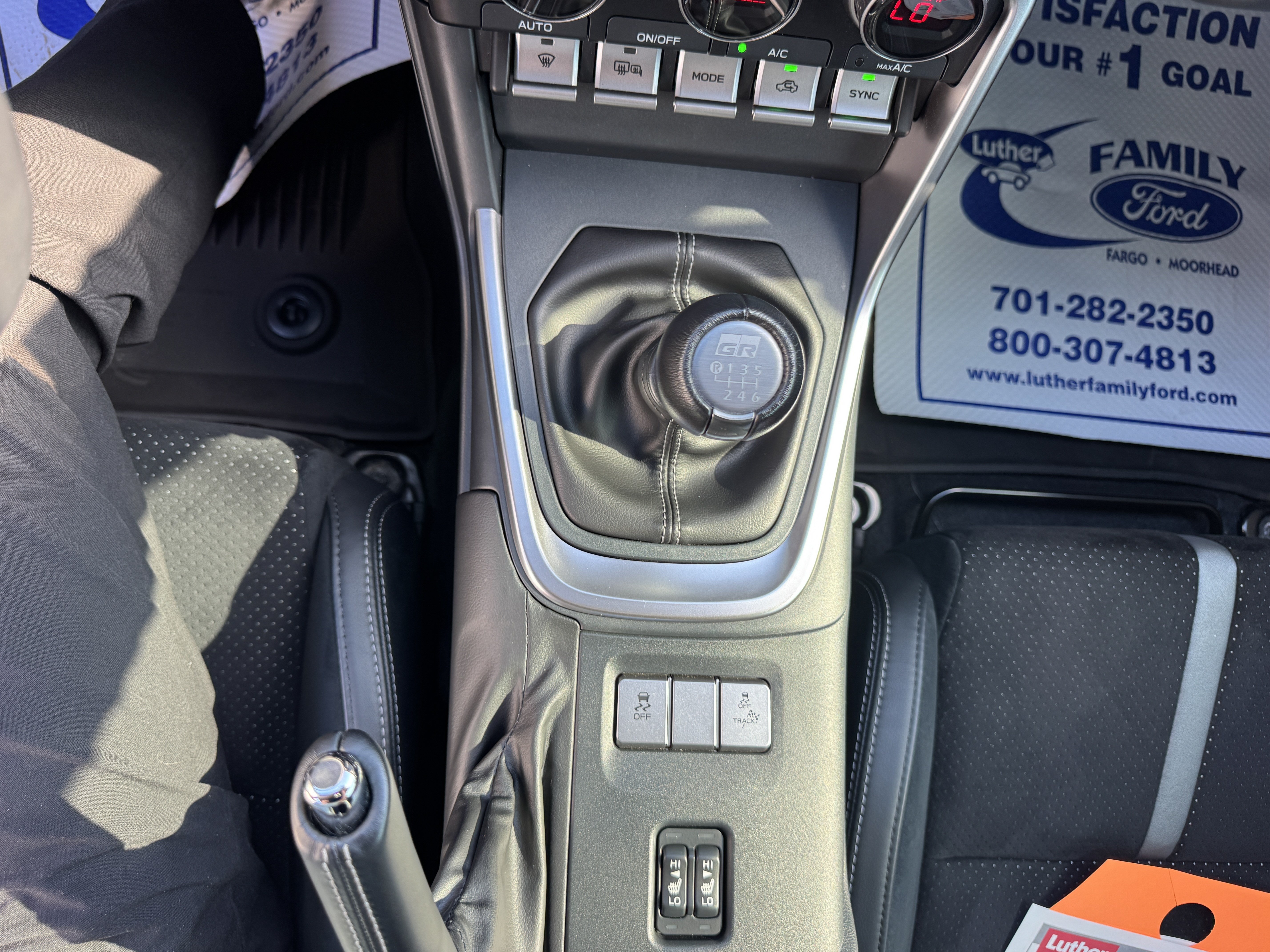 Used 2024 Toyota GR86 Premium RWD image 17