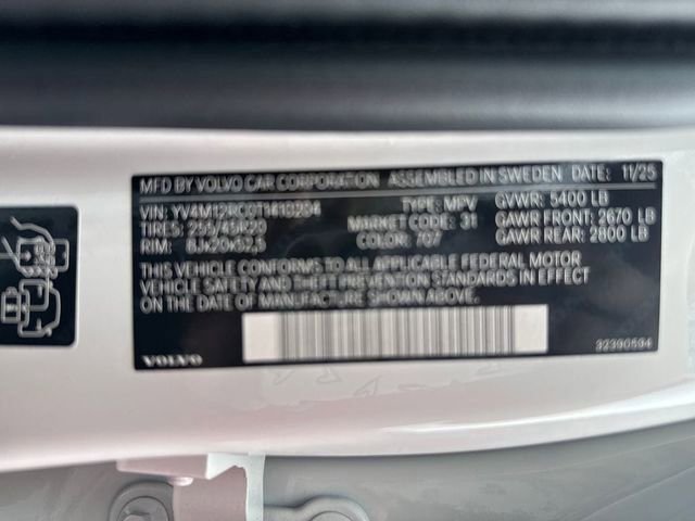 Used 2026 Volvo XC60 B5 Plus w/ Protection Package Premier image 37