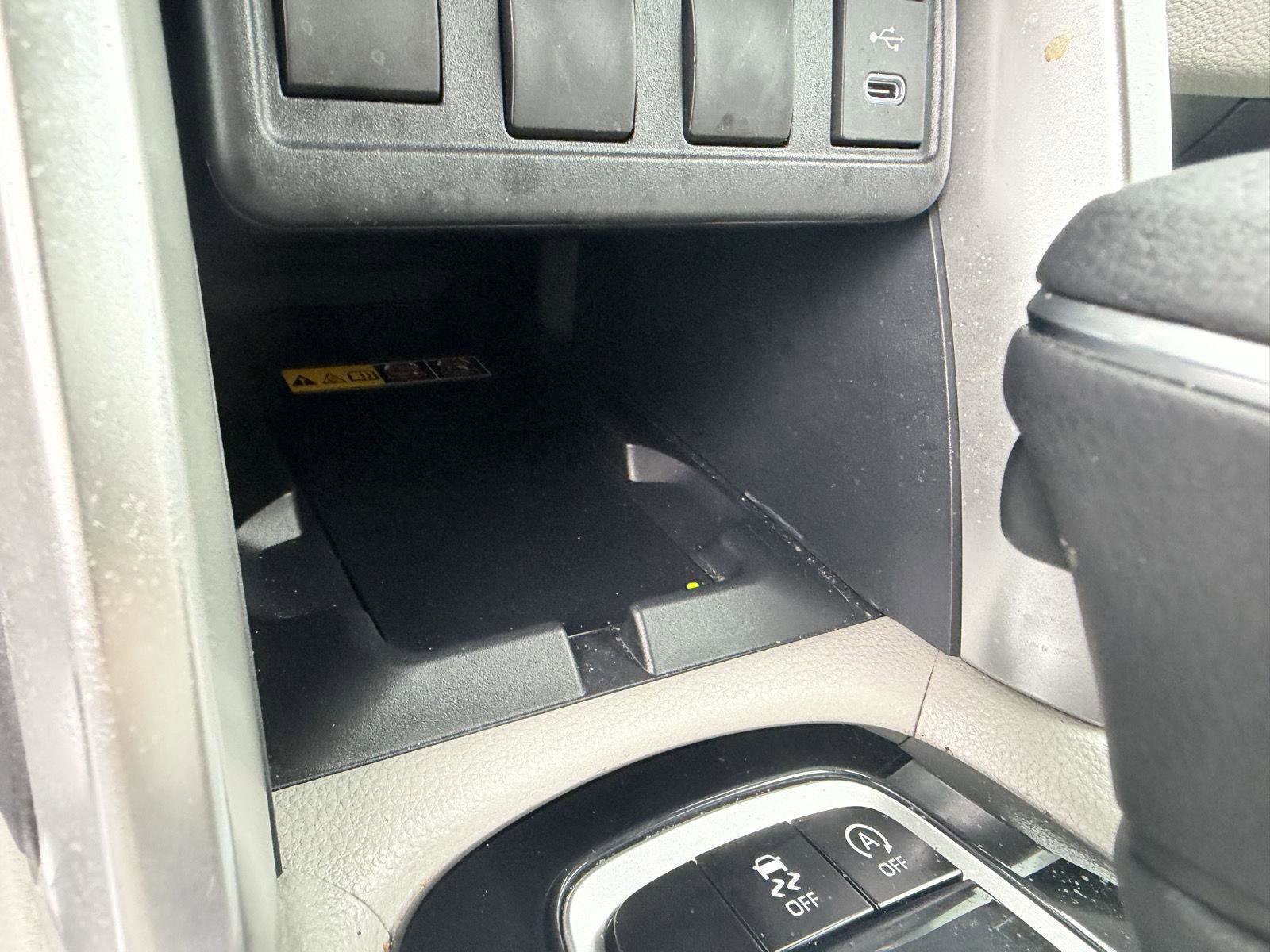 Used 2024 Toyota Corolla Cross LE FWD image 19