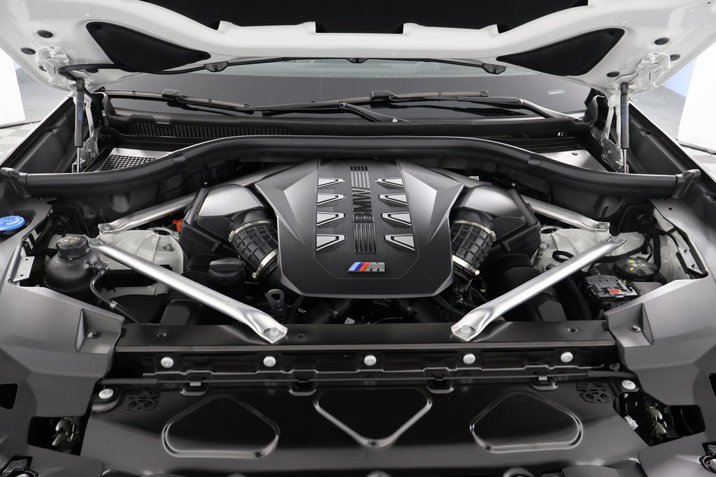 New 2026 BMW X6 M60i w/ Executive Package AWD/4WD image 9