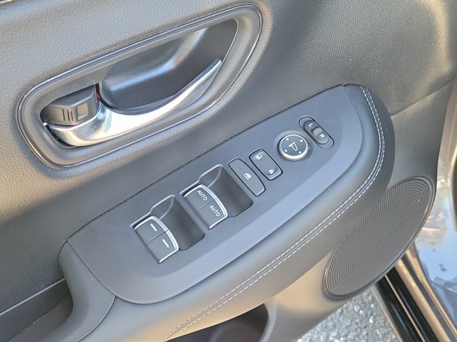 Certified 2024 Honda HR-V EX-L image 16