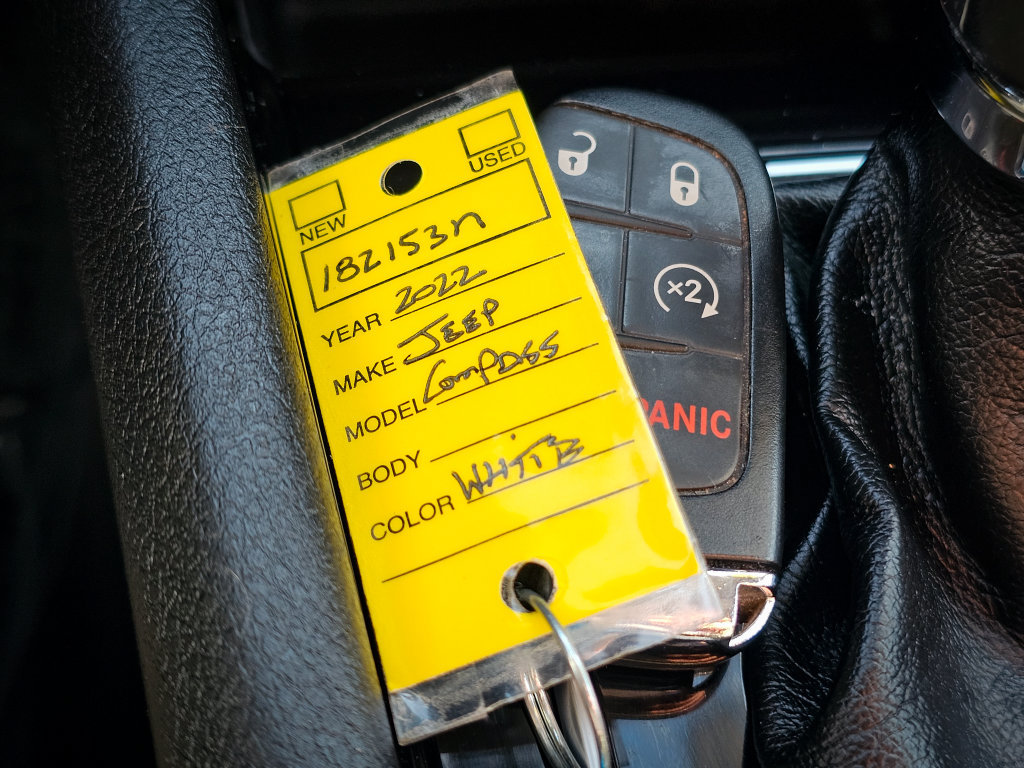 Used 2022 Jeep Compass Limited AWD/4WD image 43
