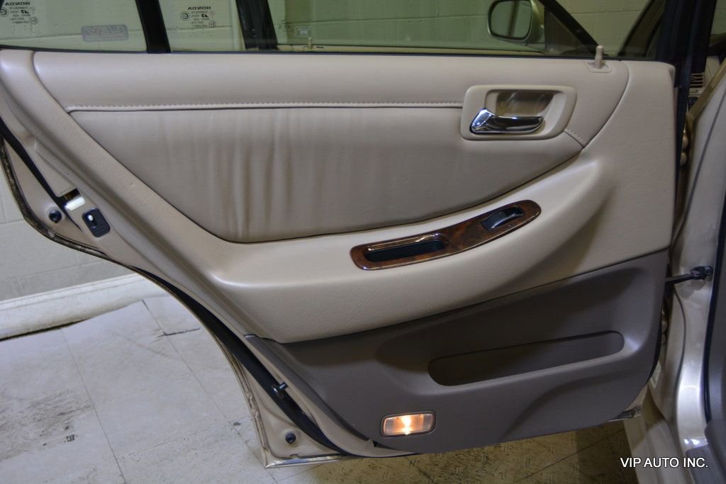 Used 2001 Honda Accord EX image 9