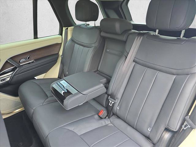 Used 2023 Land Rover Range Rover SE AWD/4WD image 14