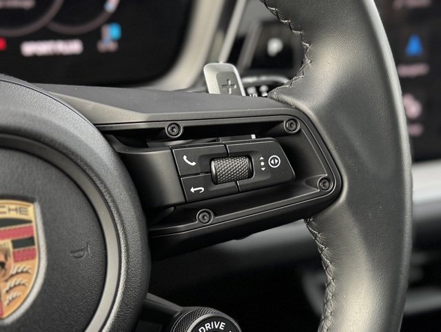 Certified 2025 Porsche Cayenne Coupe image 22