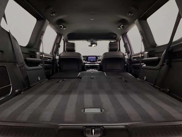 Used 2024 Jeep Wagoneer Series II w/ Flexible Seating Group RWD image 79