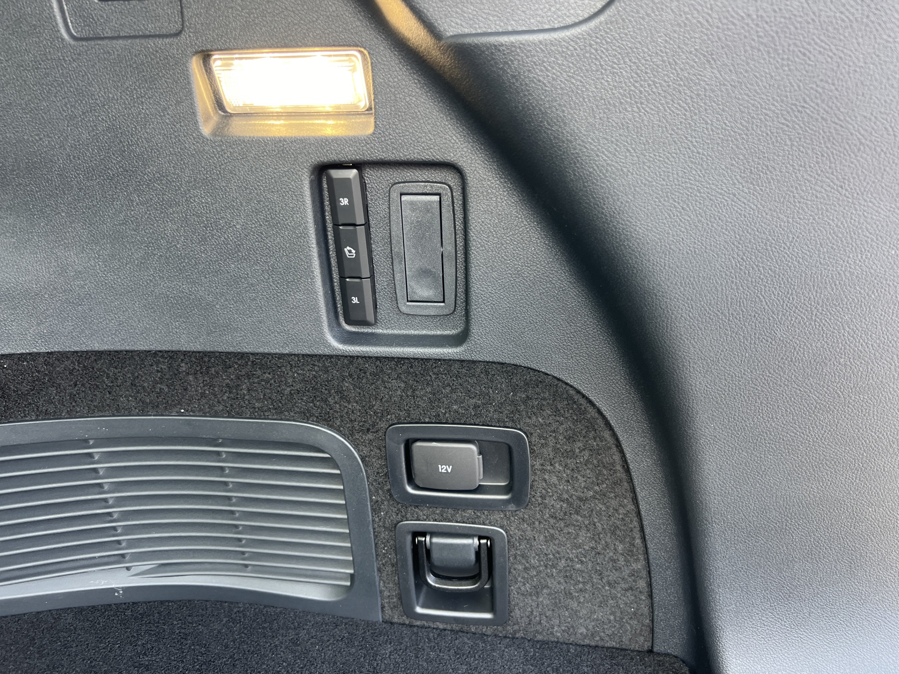 New 2027 Lincoln Aviator Reserve AWD/4WD image 23