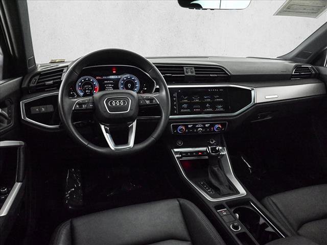 Certified 2025 Audi Q3 2.0T Premium Plus w/ Premium Plus Package image 19