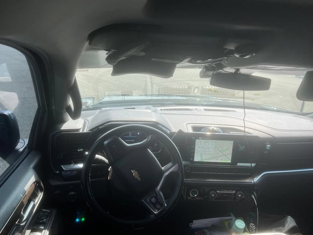 Used 2023 Chevrolet Silverado 1500 LT AWD/4WD image 7