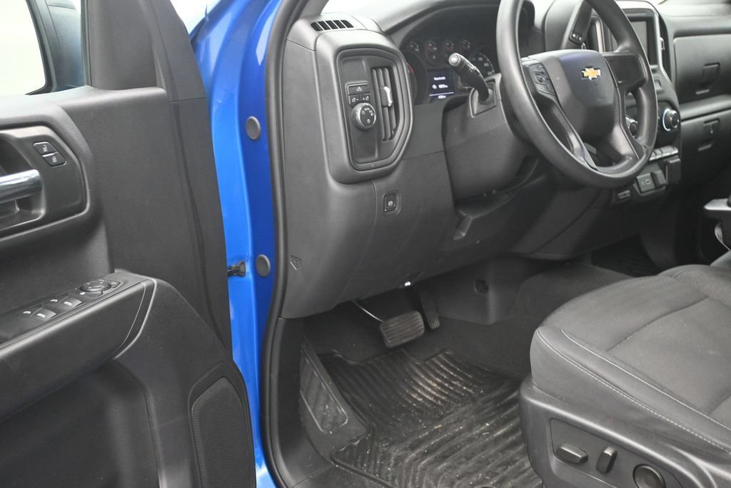 Used 2024 Chevrolet Silverado 1500 Custom RWD image 10