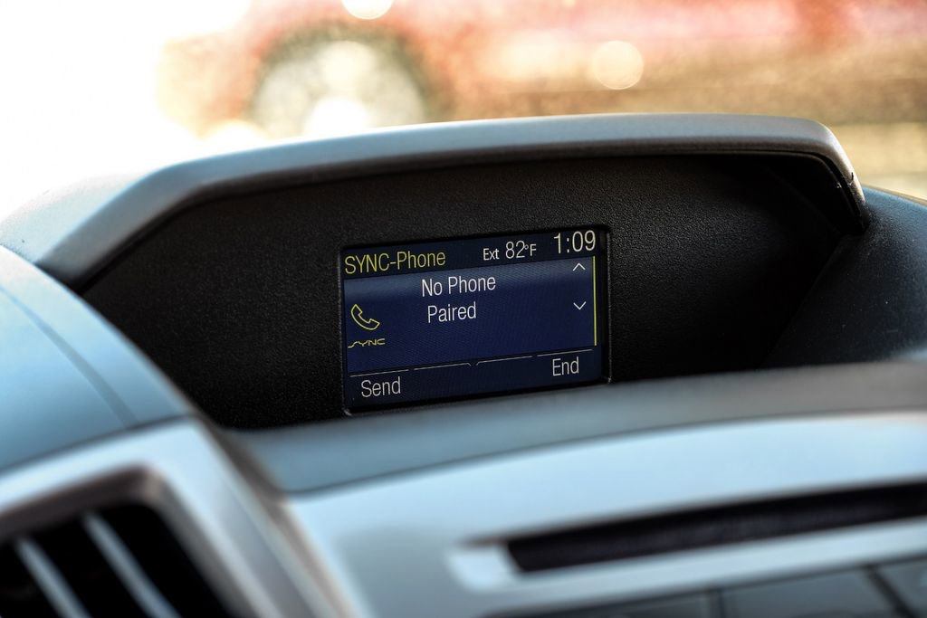 Used 2015 Ford Transit 150 XLT image 28