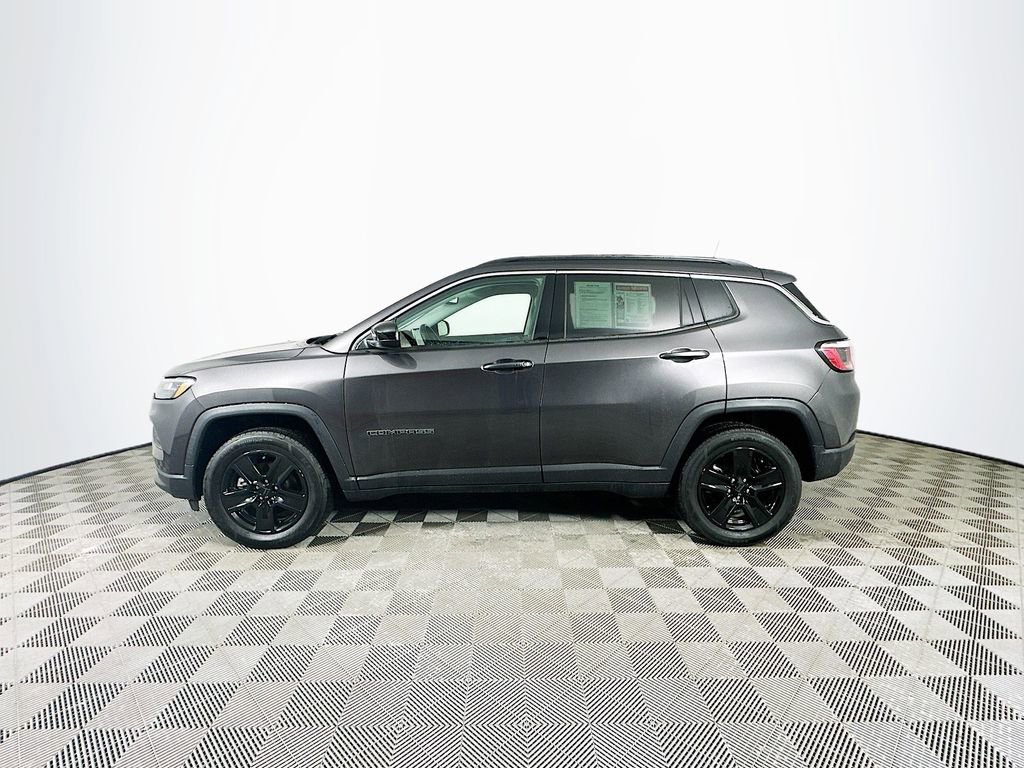 Certified 2022 Jeep Compass Latitude w/ Convenience Group image 7