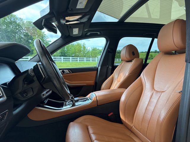 Used 2019 BMW X5 xDrive40i w/ Convenience Package AWD/4WD image 13